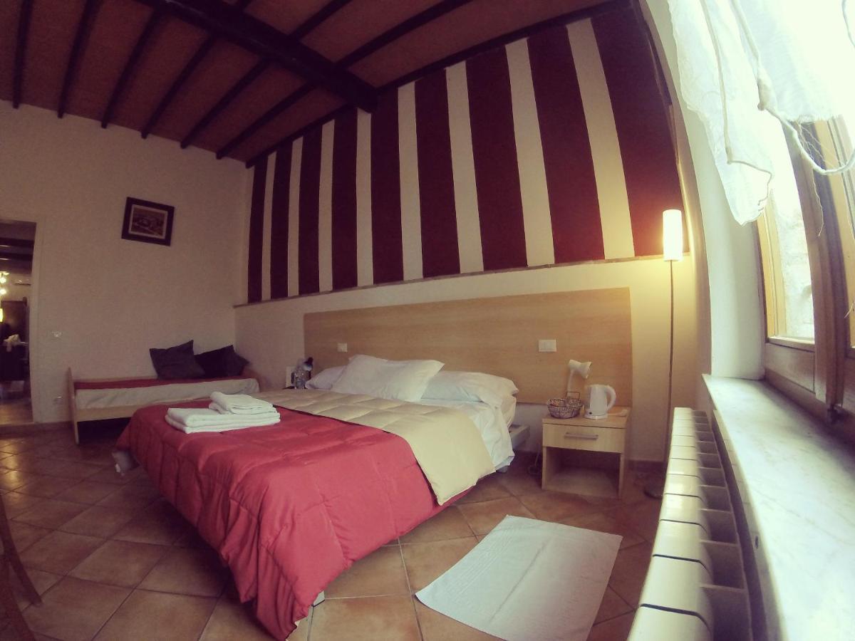 Casa Cecchi Bed & Breakfast Val di Pugna Exterior photo
